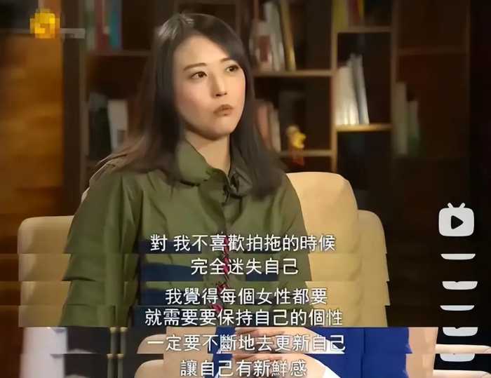 周海媚：57岁不婚不育，不要男人，独居北京，把自己活成了女王